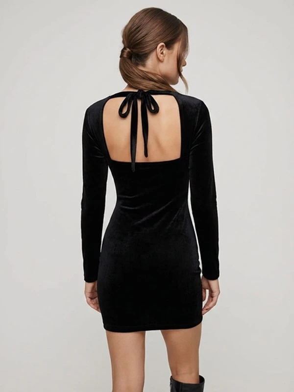 Robe en velours dos nu